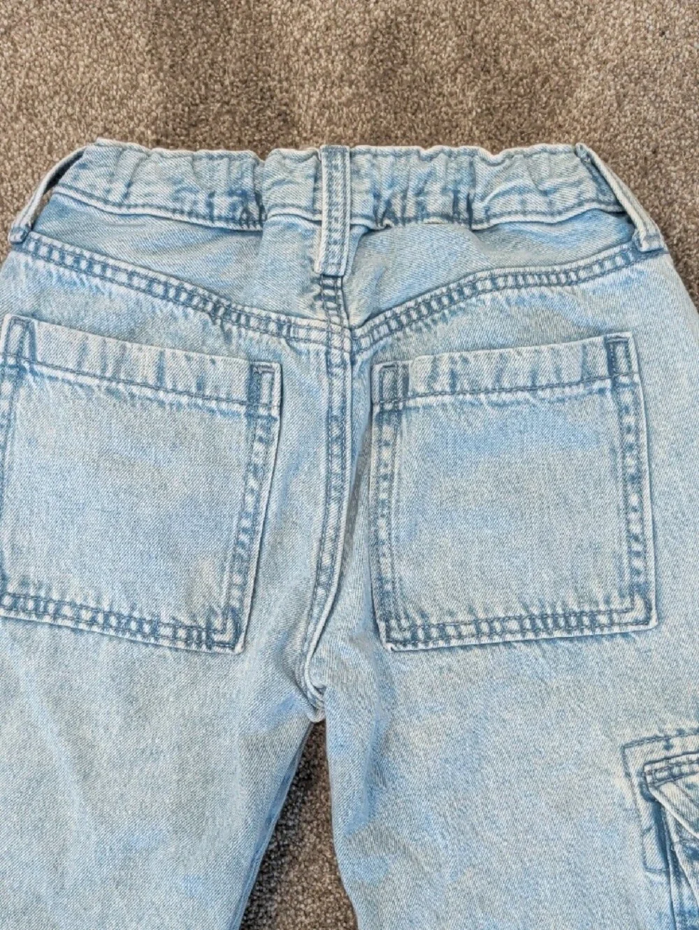 Old Navy Light Blue Wide-Leg Cargo Jeans